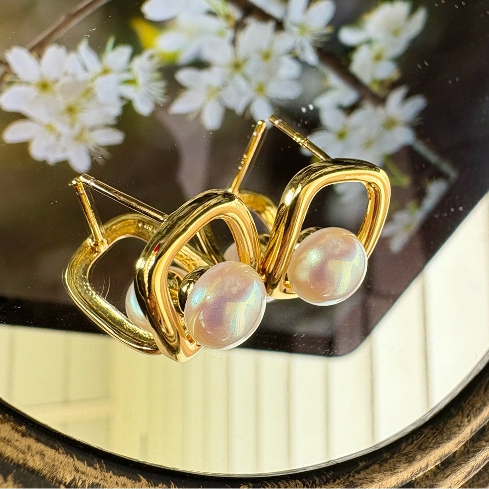 Modern Gold Geometric Pearl Earrings | S925 Sterling Silver Posts - Picture 2 of 3